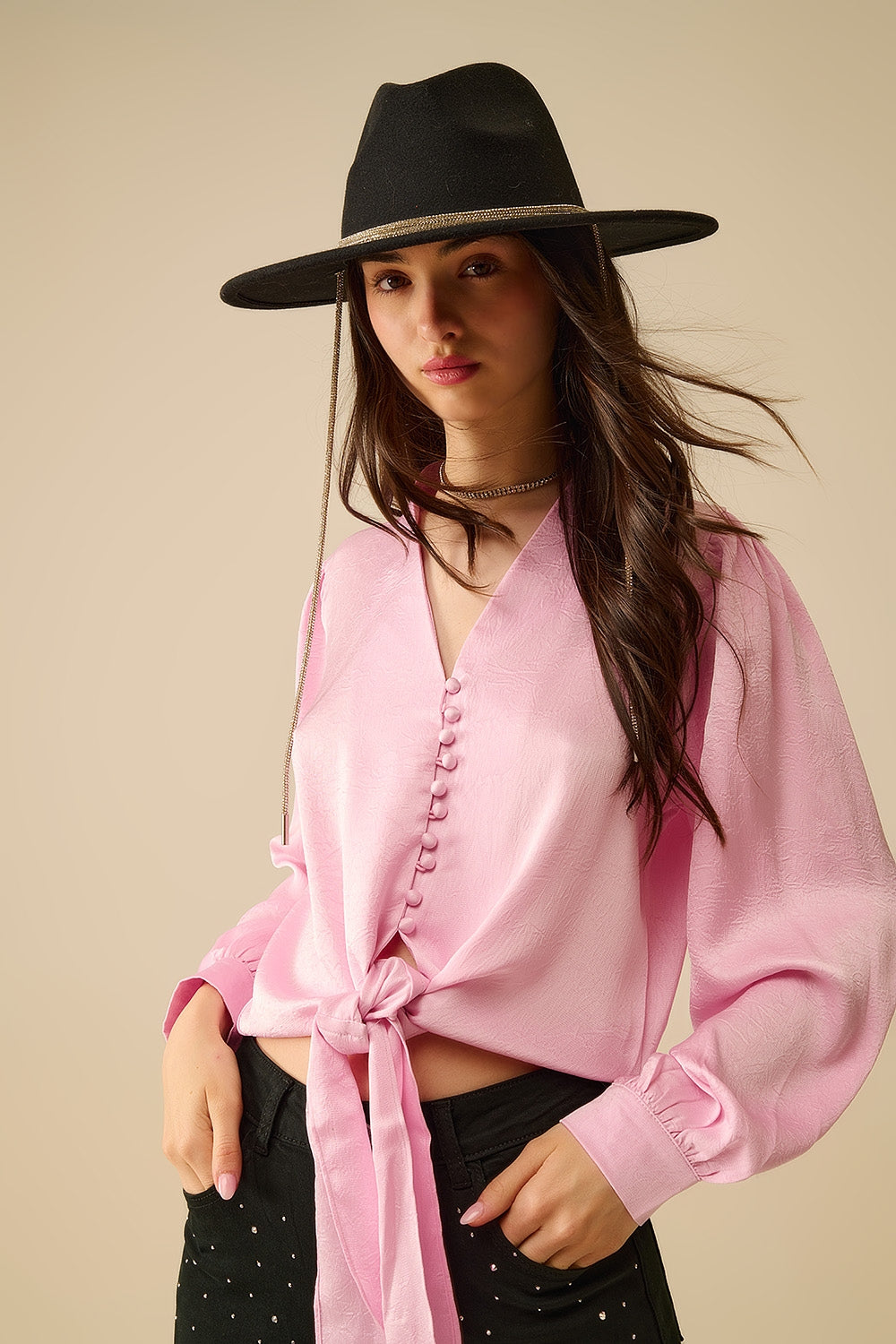 Chemise croisée rose avec nœud