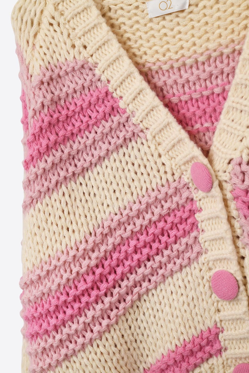 Cardigan en tricot épais à col en V rayé de rose et de crème