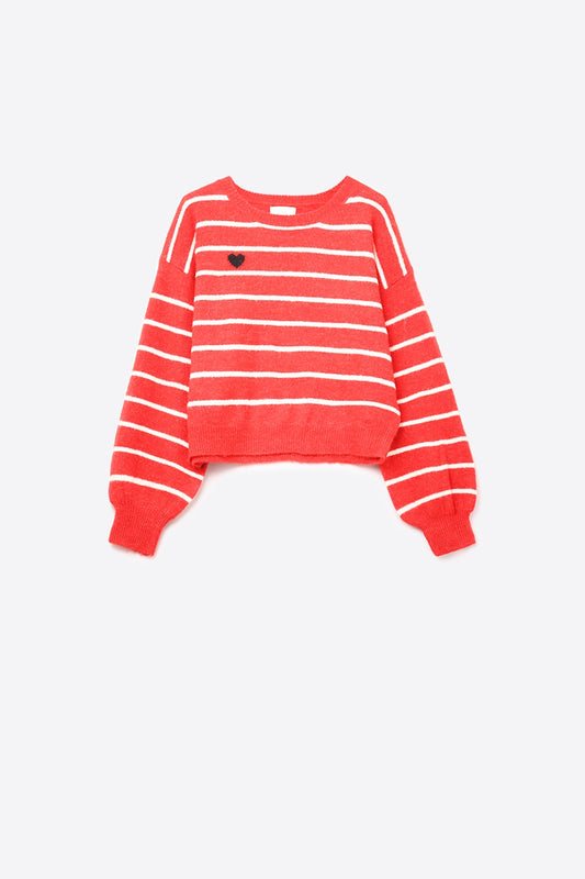 Pull en maille rayée rouge avec détails en forme de cœur rouge