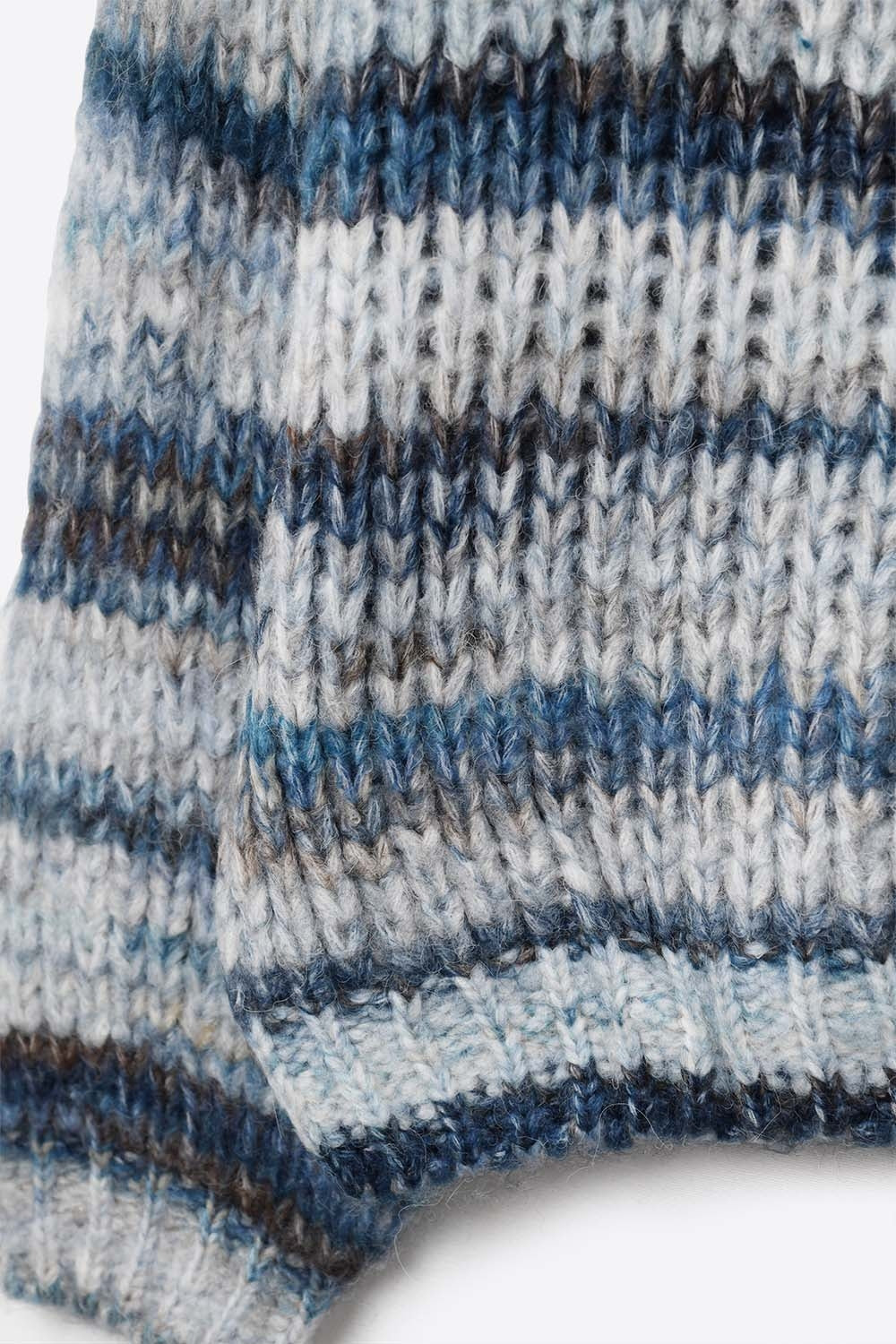 Pull en maille épaisse à motif marbré en bleu