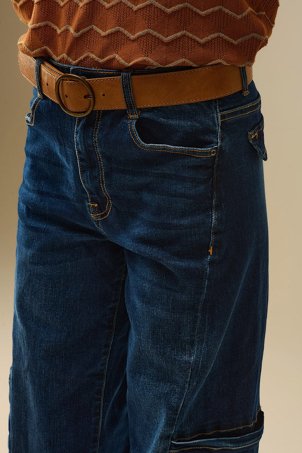 Jeans taille haute à jambes larges avec poches latérales