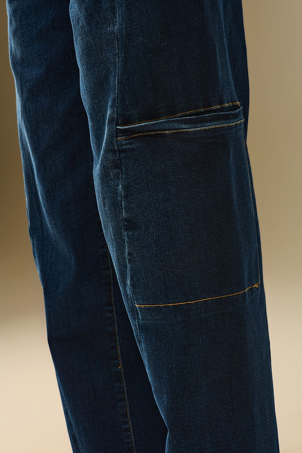 Jeans taille haute à jambes larges avec poches latérales