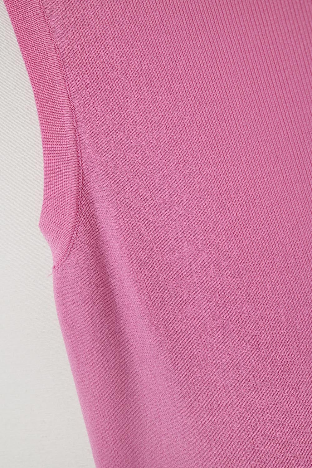 Fuchsia - Top sans manches en maille côtelée