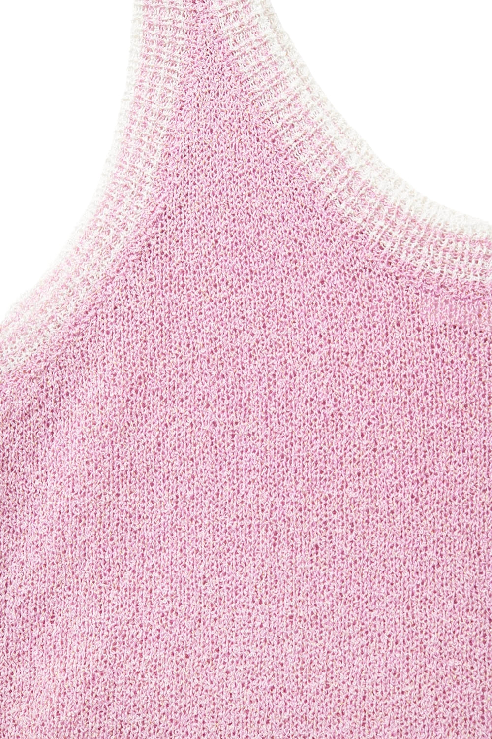 Débardeur en tricot rose avec bordures blanches