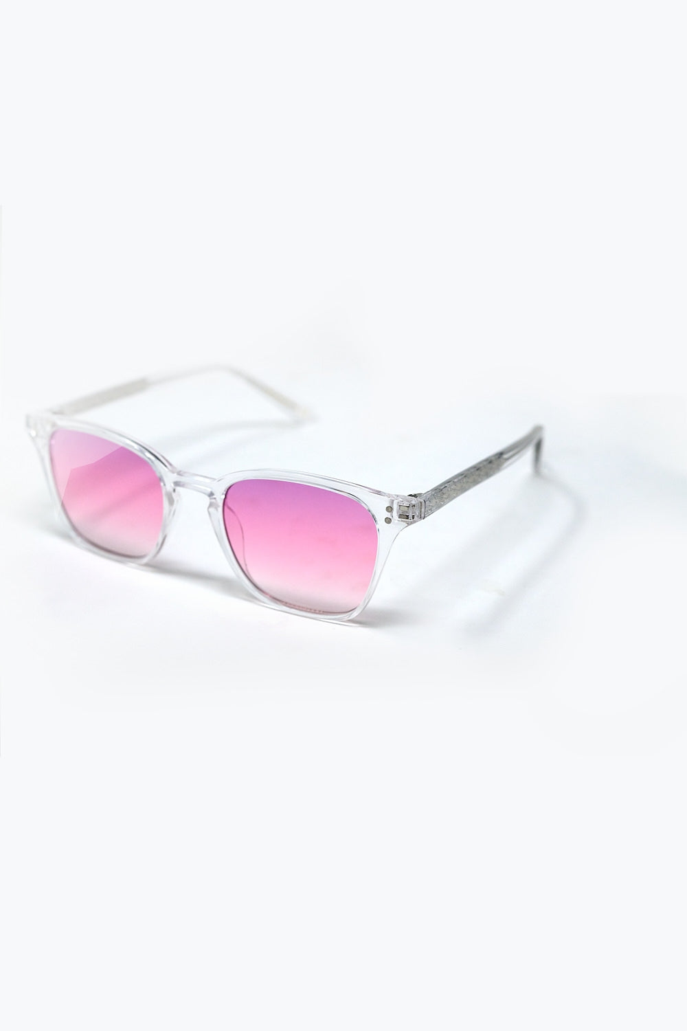 Lunettes de soleil transparentes avec verres dégradés roses