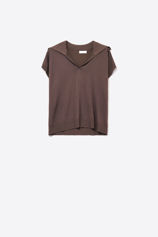 Top à manches courtes de type polo en tricot fin marron