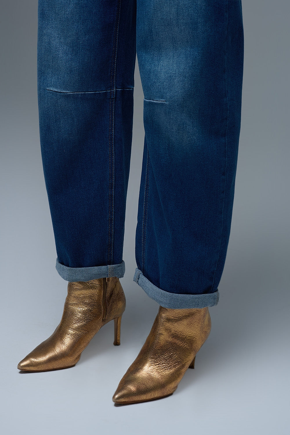 Jeans Basic Barrel Style en bleu moyen