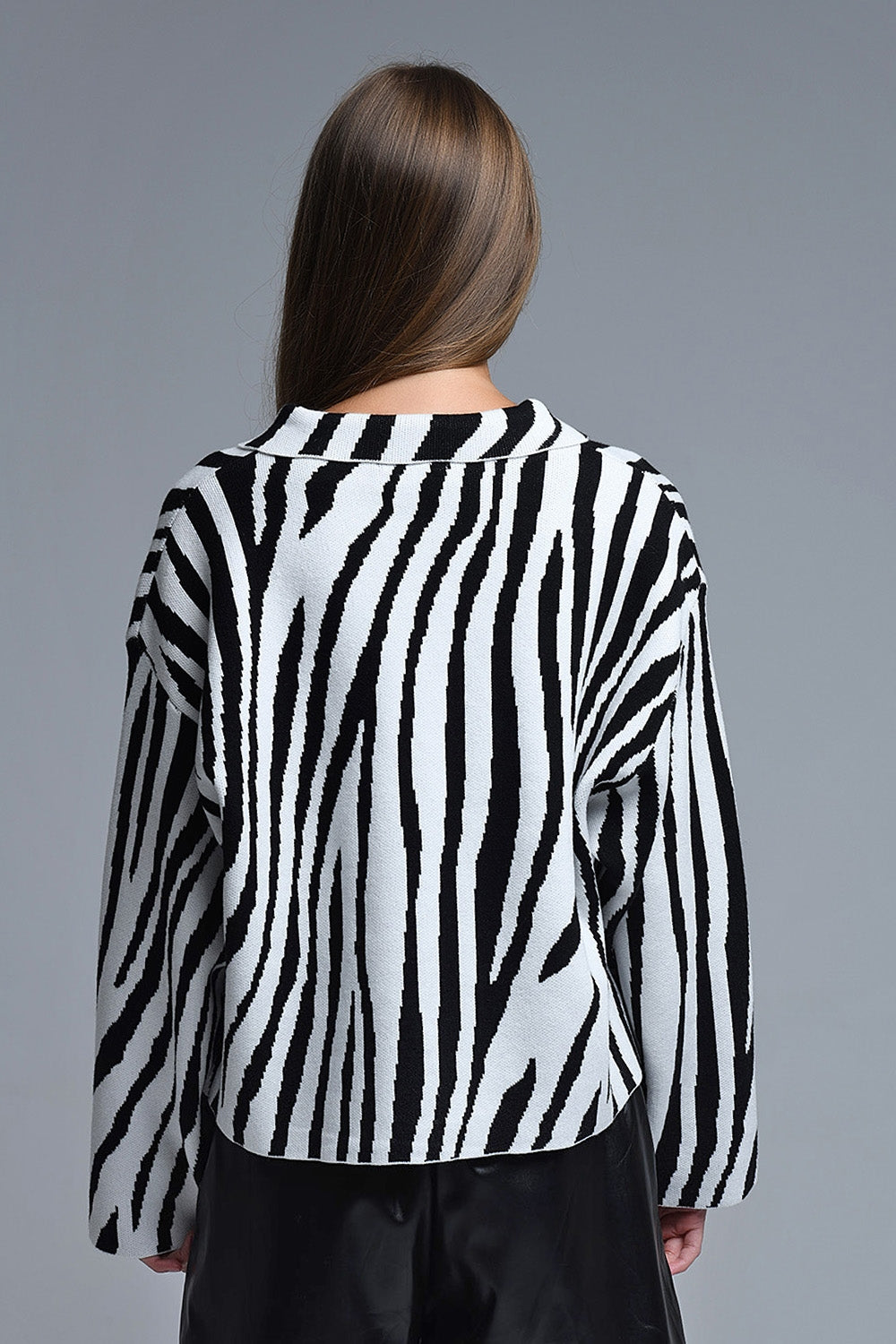 Cardigan à col polo imprimé zèbre noir et blanc