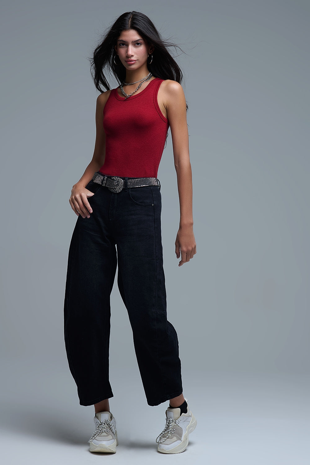 Débardeur de base en tricot super doux rouge rubis