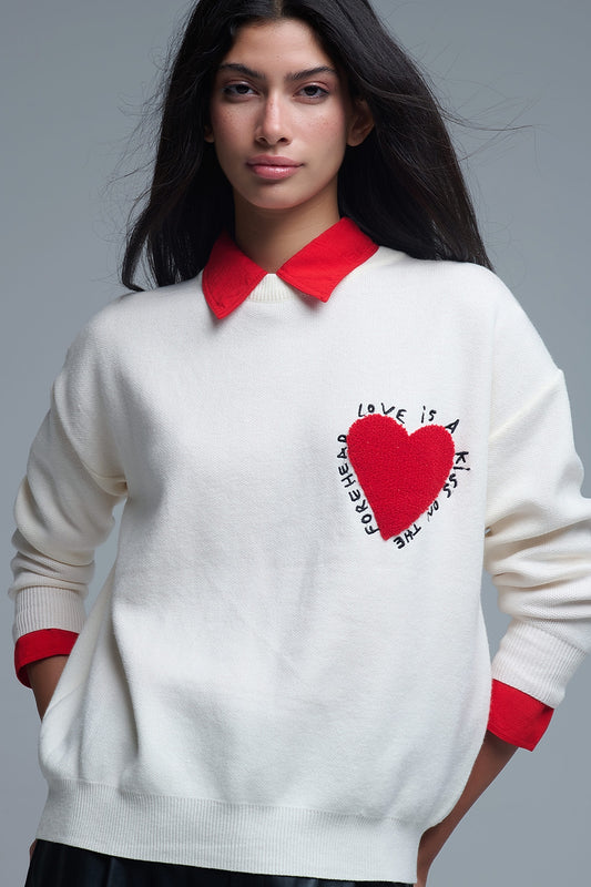 Sweatshirt tricoté avec texte et cœur brodé en crème