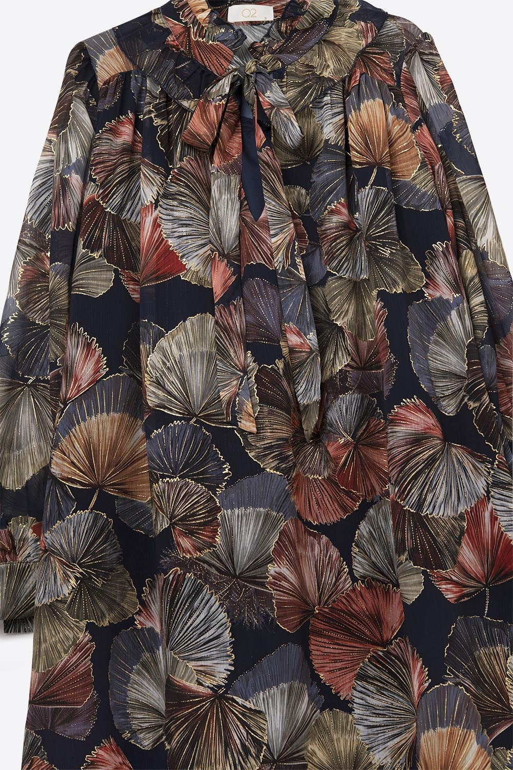 Robe élégante à col cravate et ligne A florale