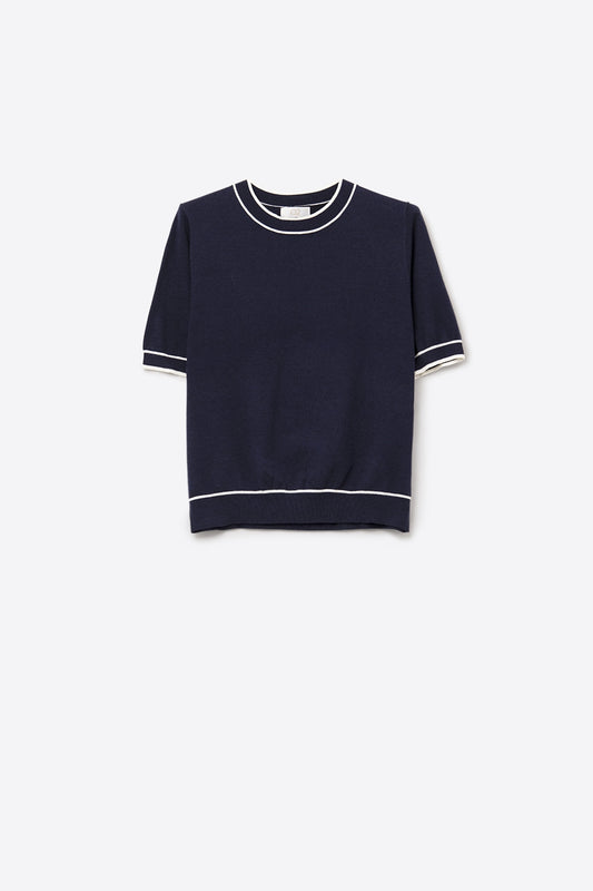 Pull à manches courtes marine avec détails de lignes blanches