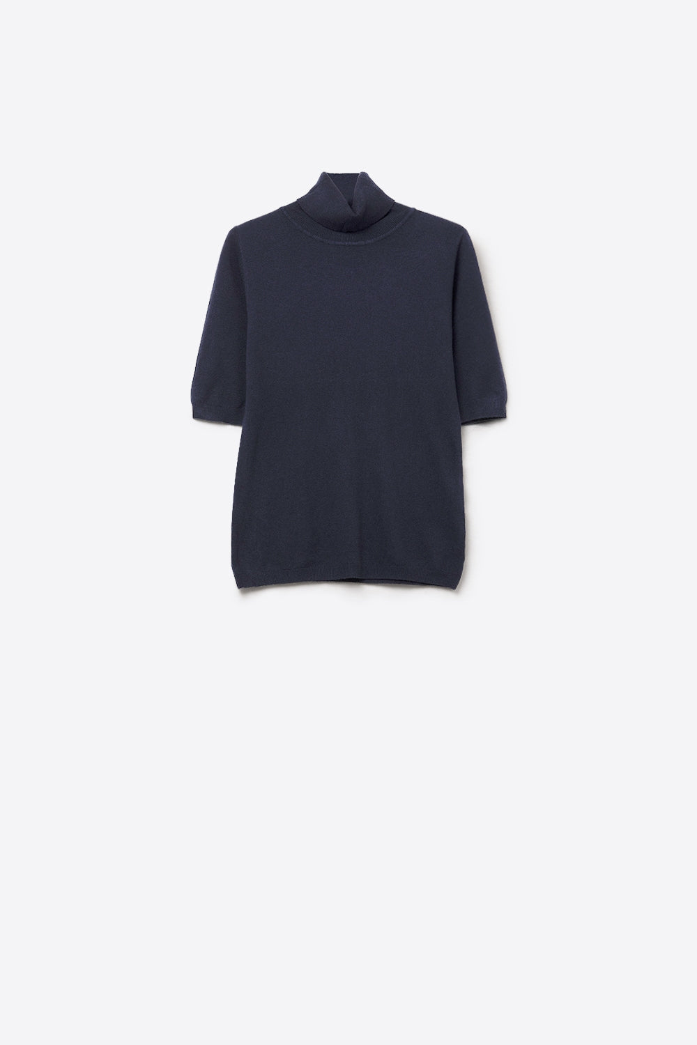 Pull en fine maille bleu marine avec col montant et manches coudées