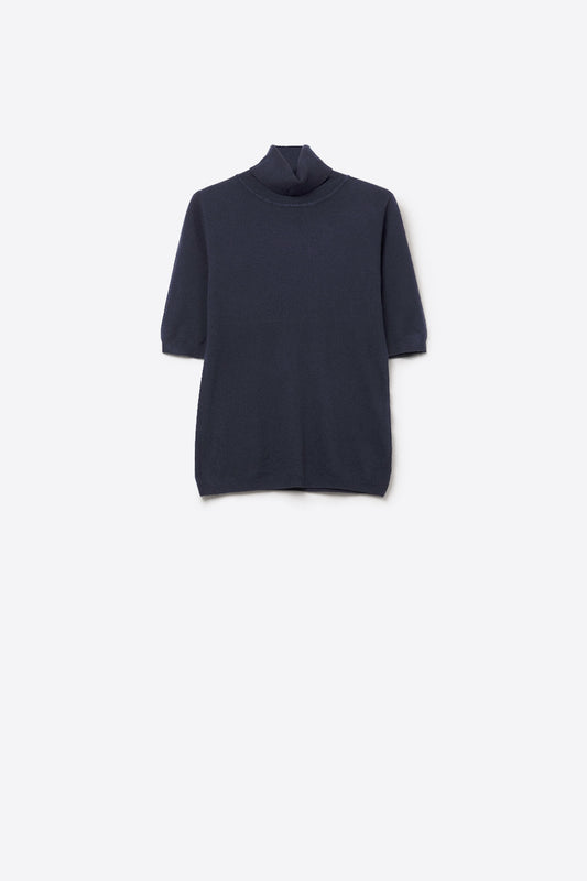 Pull en fine maille bleu marine avec col montant et manches coudées