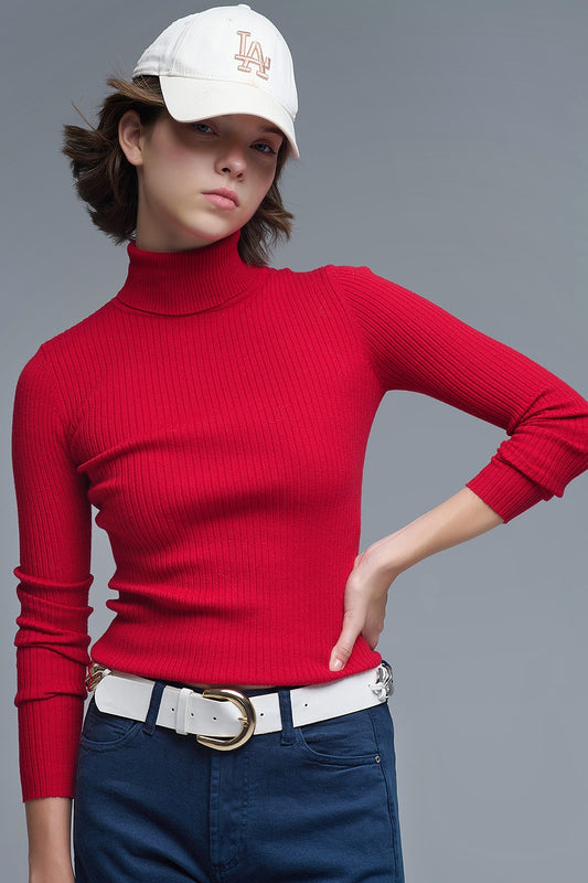 Pull roulé à col de tortue et côtes en rouge rubis
