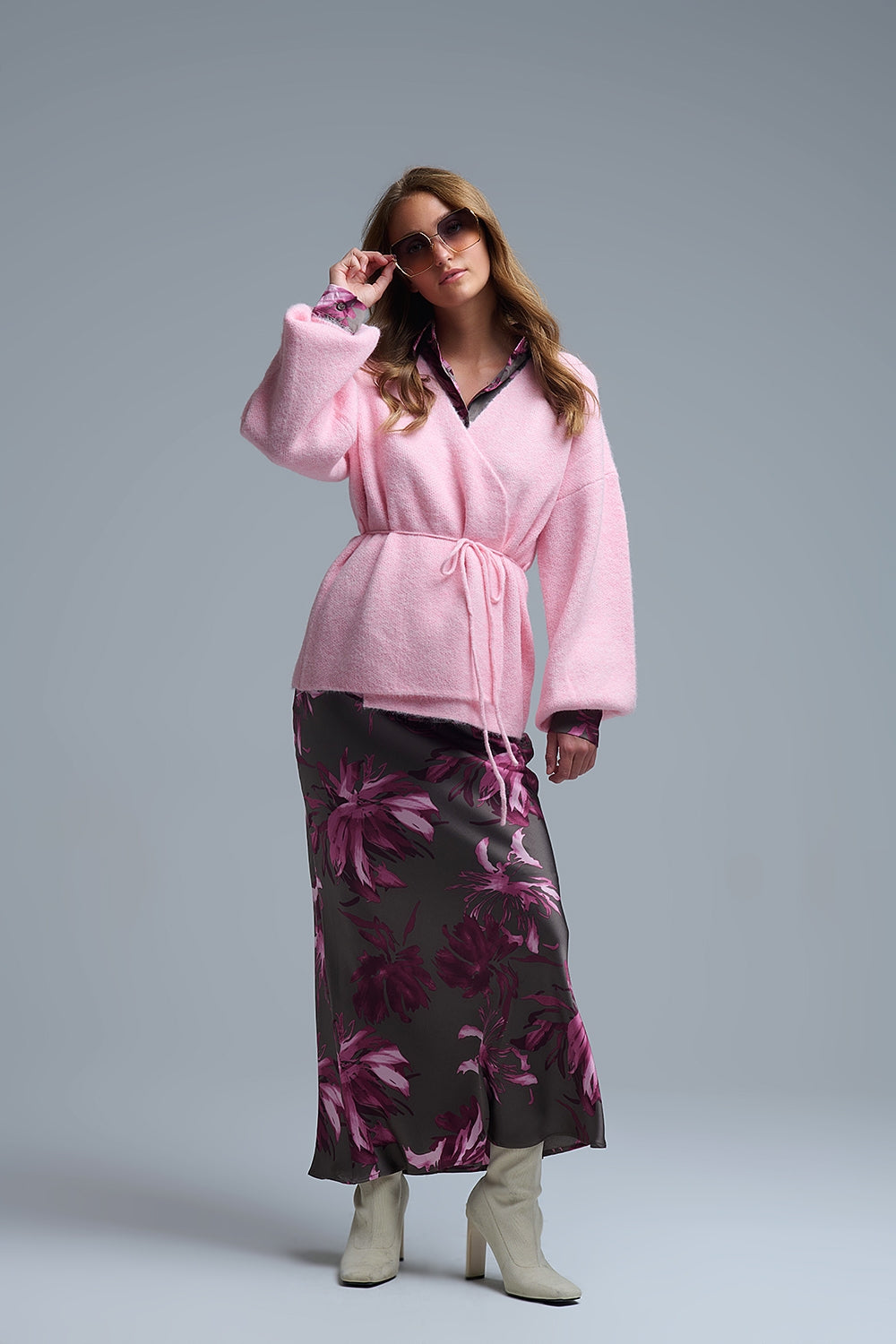 Elégant cardigan rose en maille enveloppante