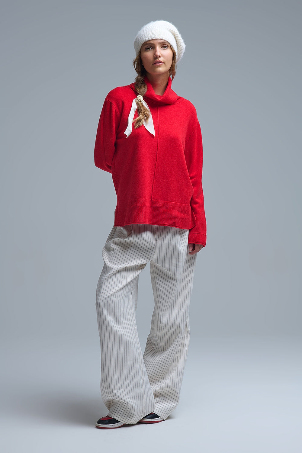 Pull oversize à col roulé en rouge