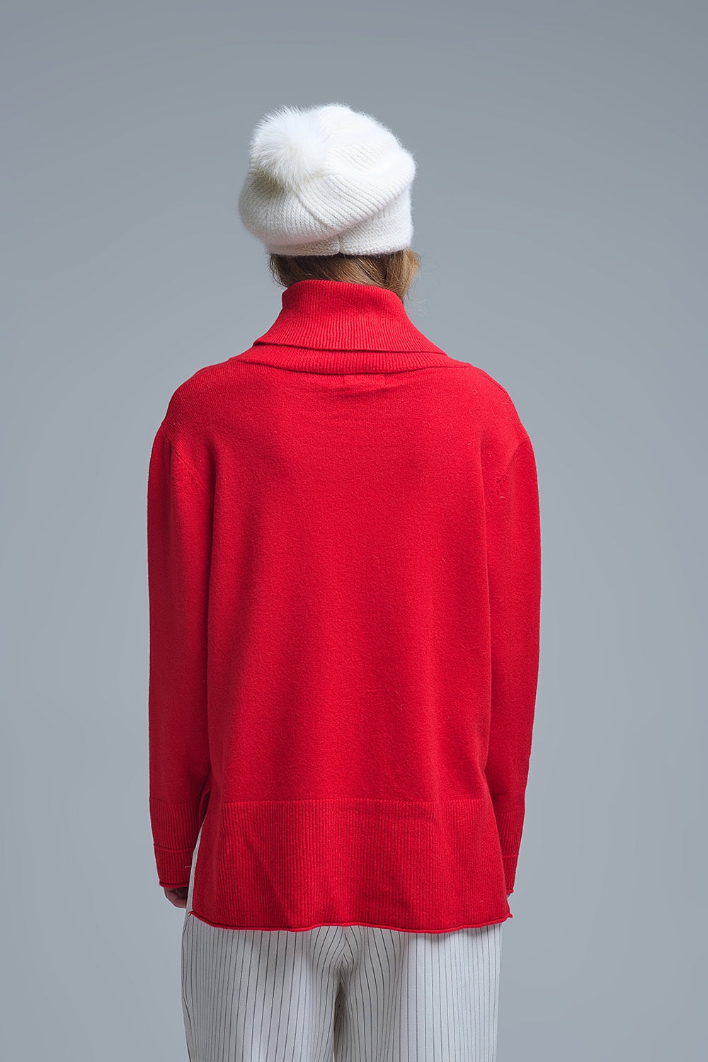 Pull oversize à col roulé en rouge