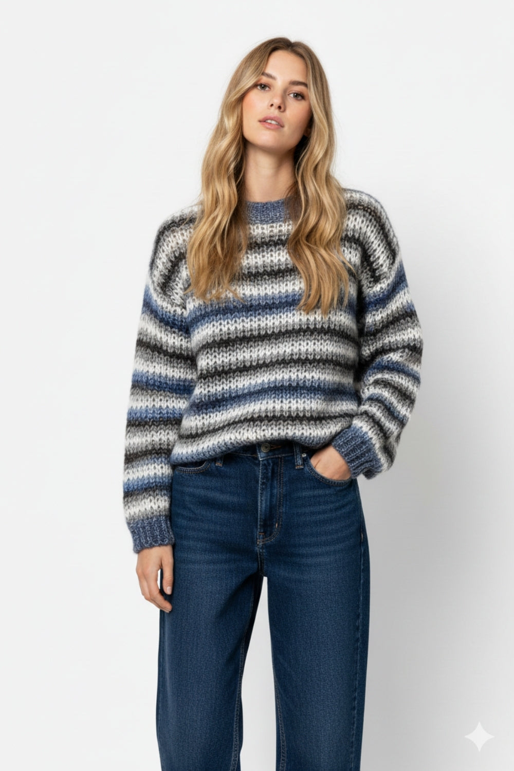 Pull en maille épaisse à motif marbré en bleu