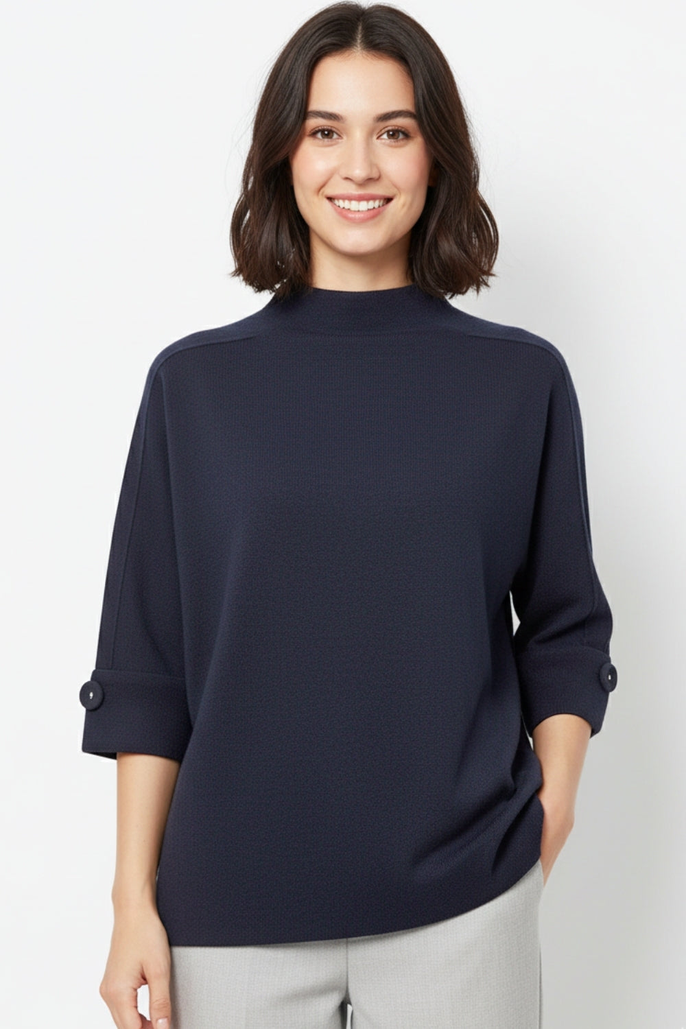 Pull en maille marine avec détails de boutons