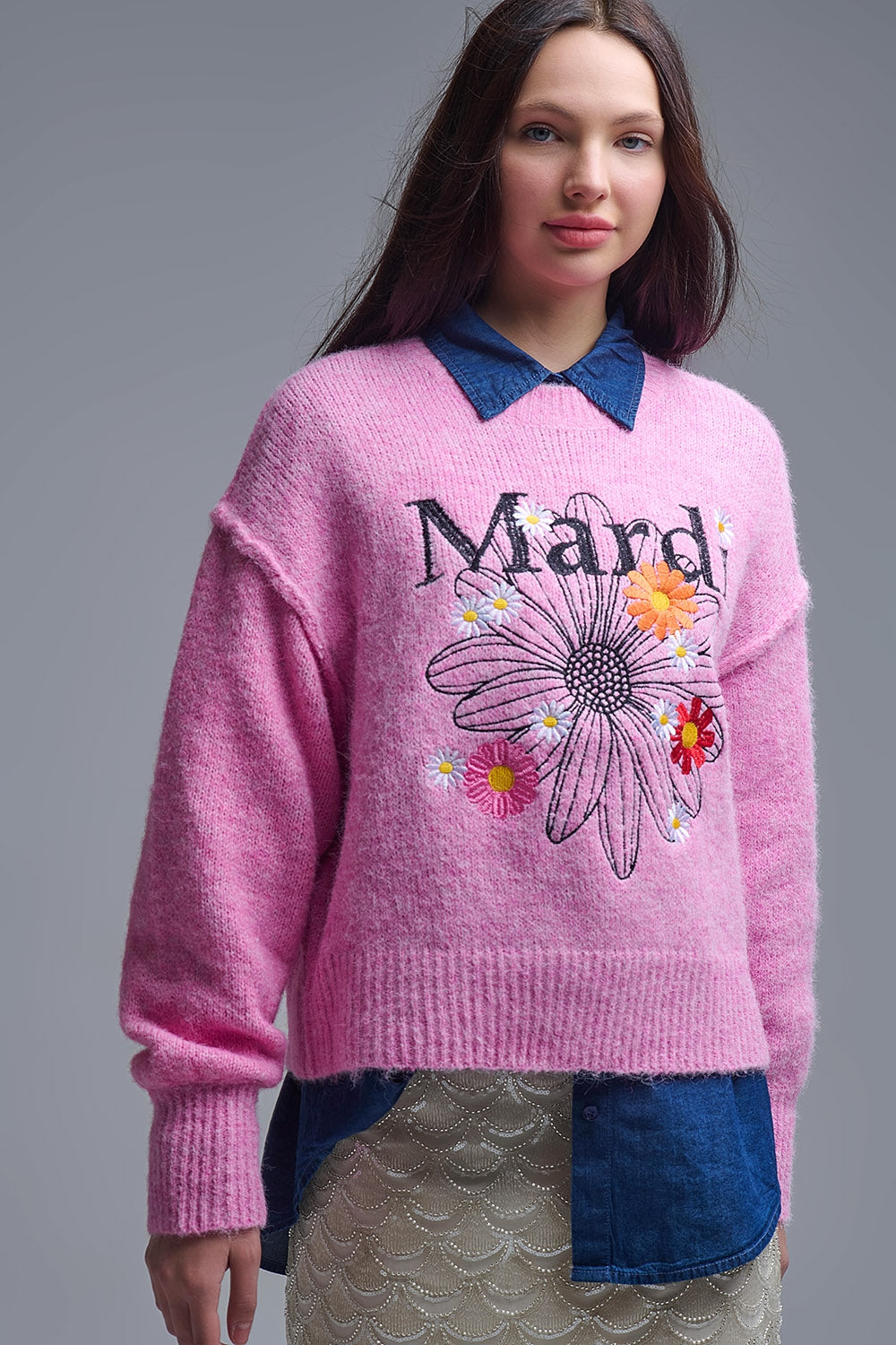 Pull Mardi brodé rose avec fleurs