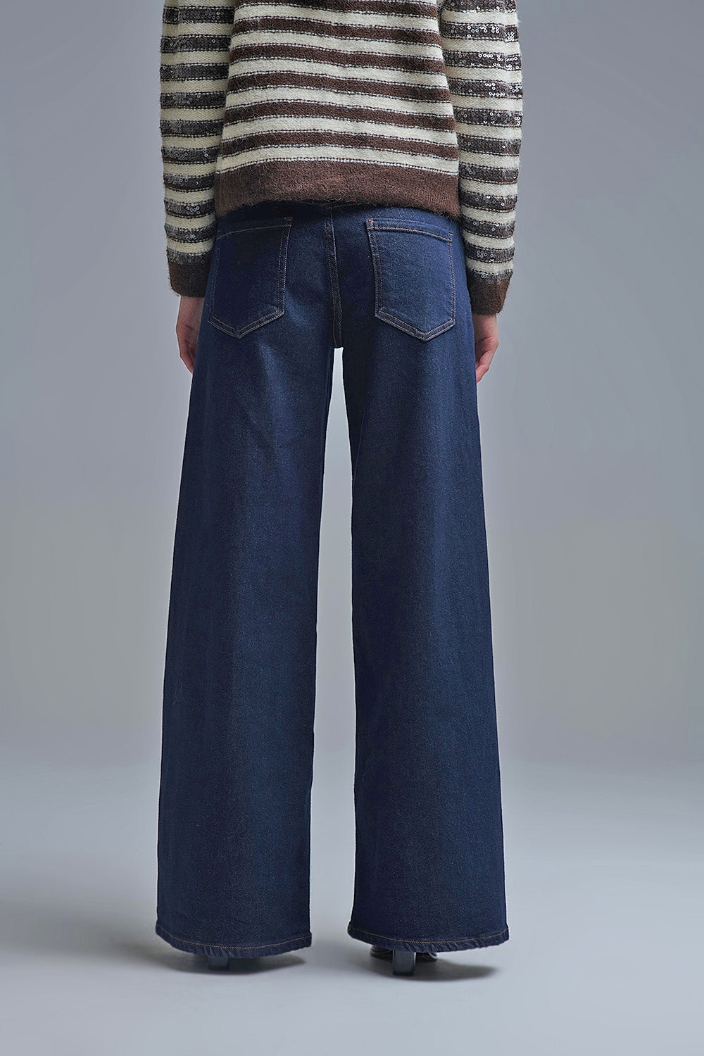 Jeans à jambe large Dark Wash avec surpiqûres contrastées
