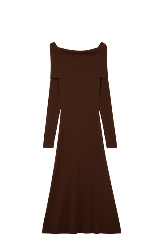 Robe longue à larges bretelles en tricot marron