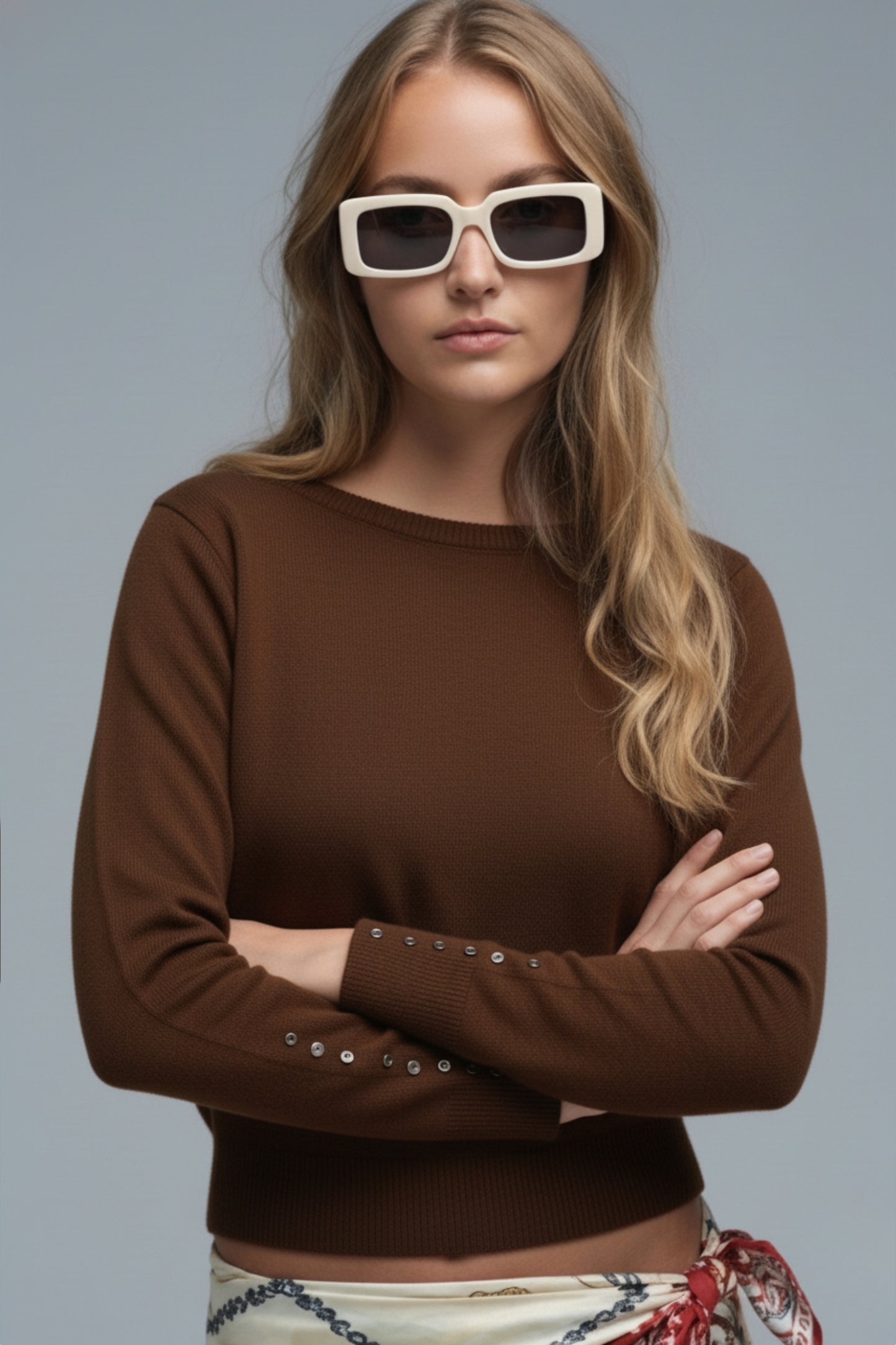 Pull oversize à col roulé en brun