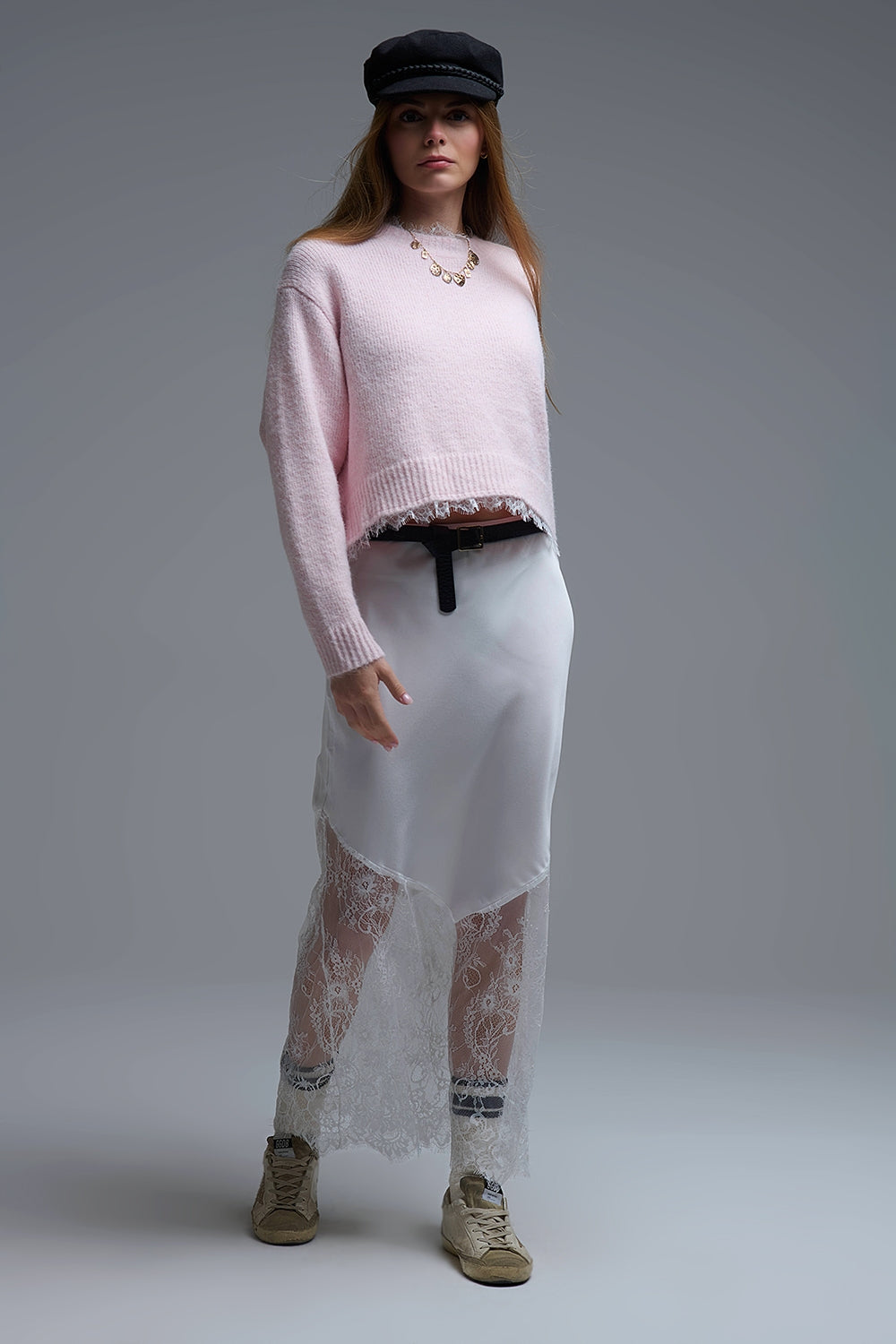 Pull rose décontracté avec détails en dentelle en rose