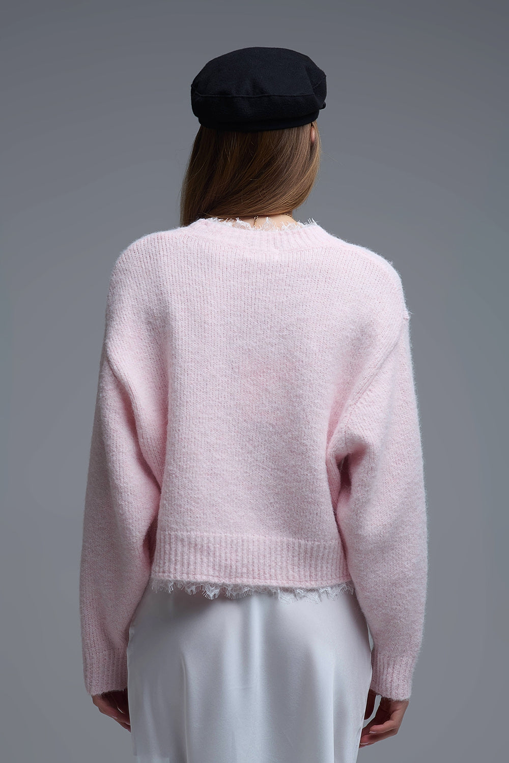 Pull rose décontracté avec détails en dentelle en rose
