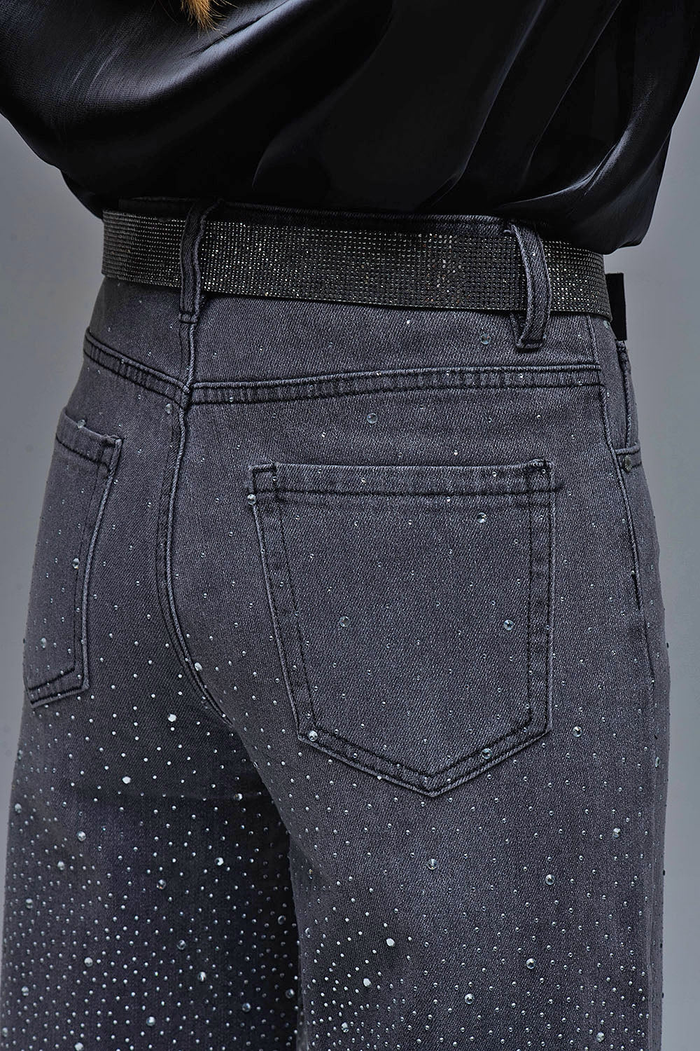 Jeans à jambe large avec strass noir