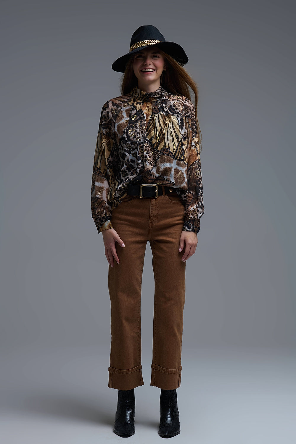 chemise en mousseline de soie à imprimé animalier et détails dorés