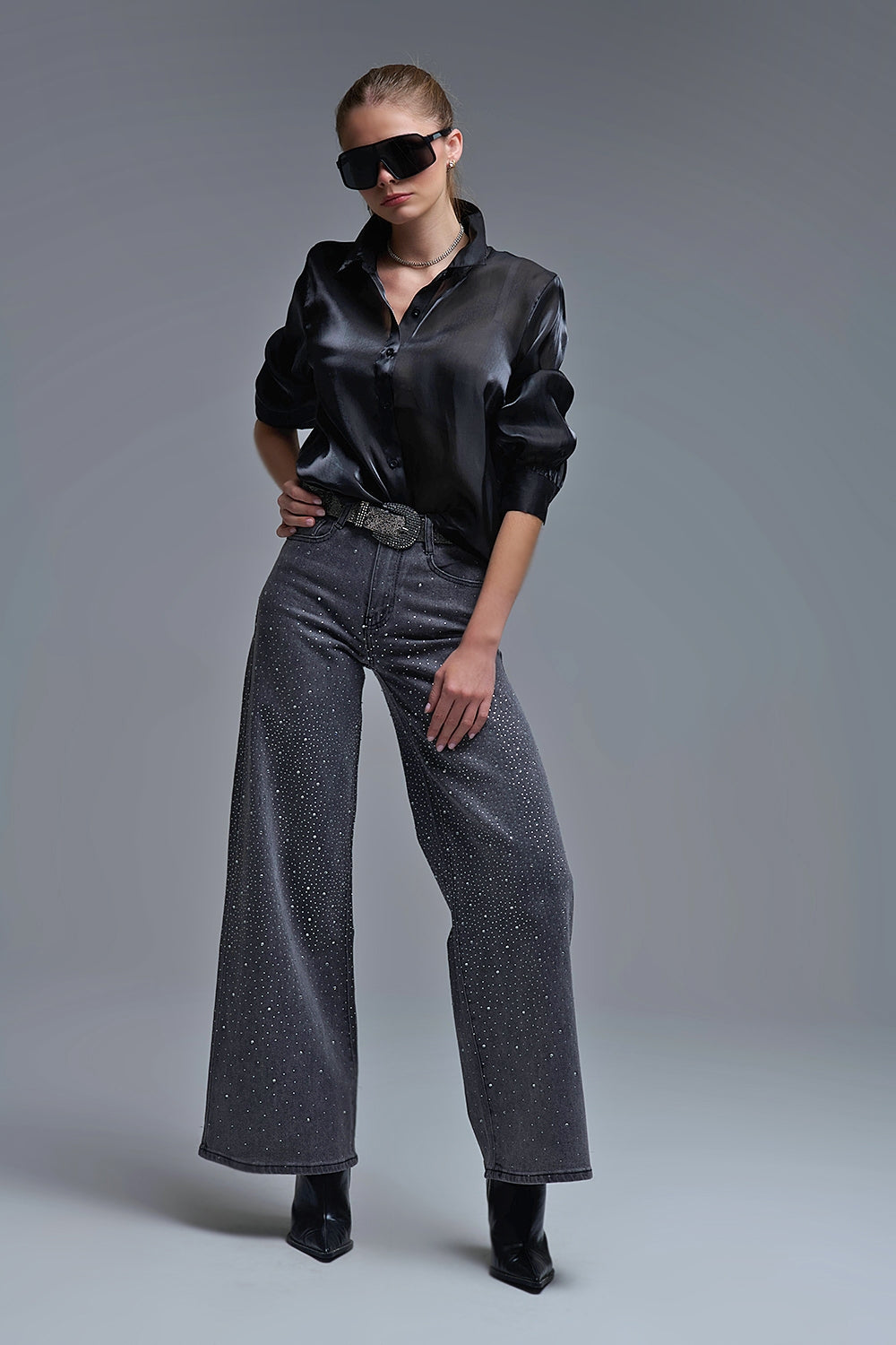 Jeans à jambe large avec strass noir