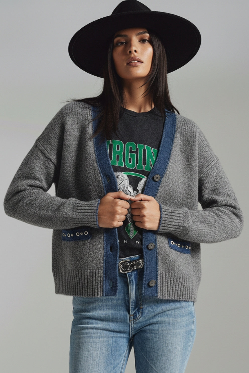cardigan gris avec détails en tissu denim