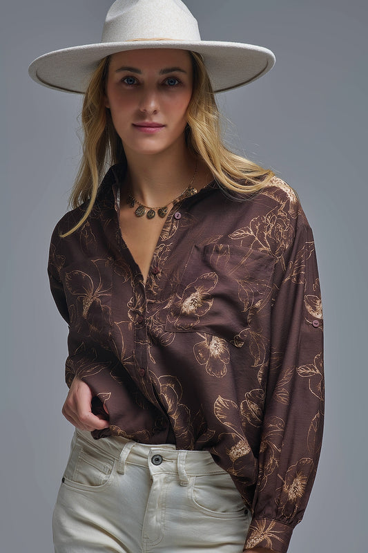 Chemise légère brune à imprimé floral automnal