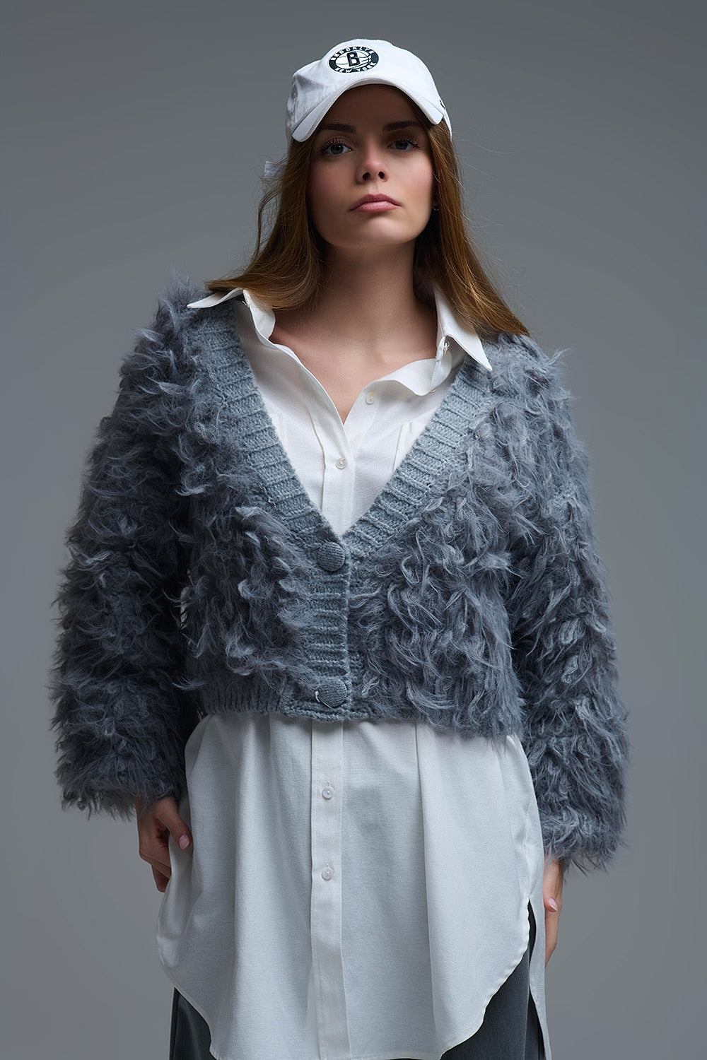 Gilet en grosse maille duveteuse gris