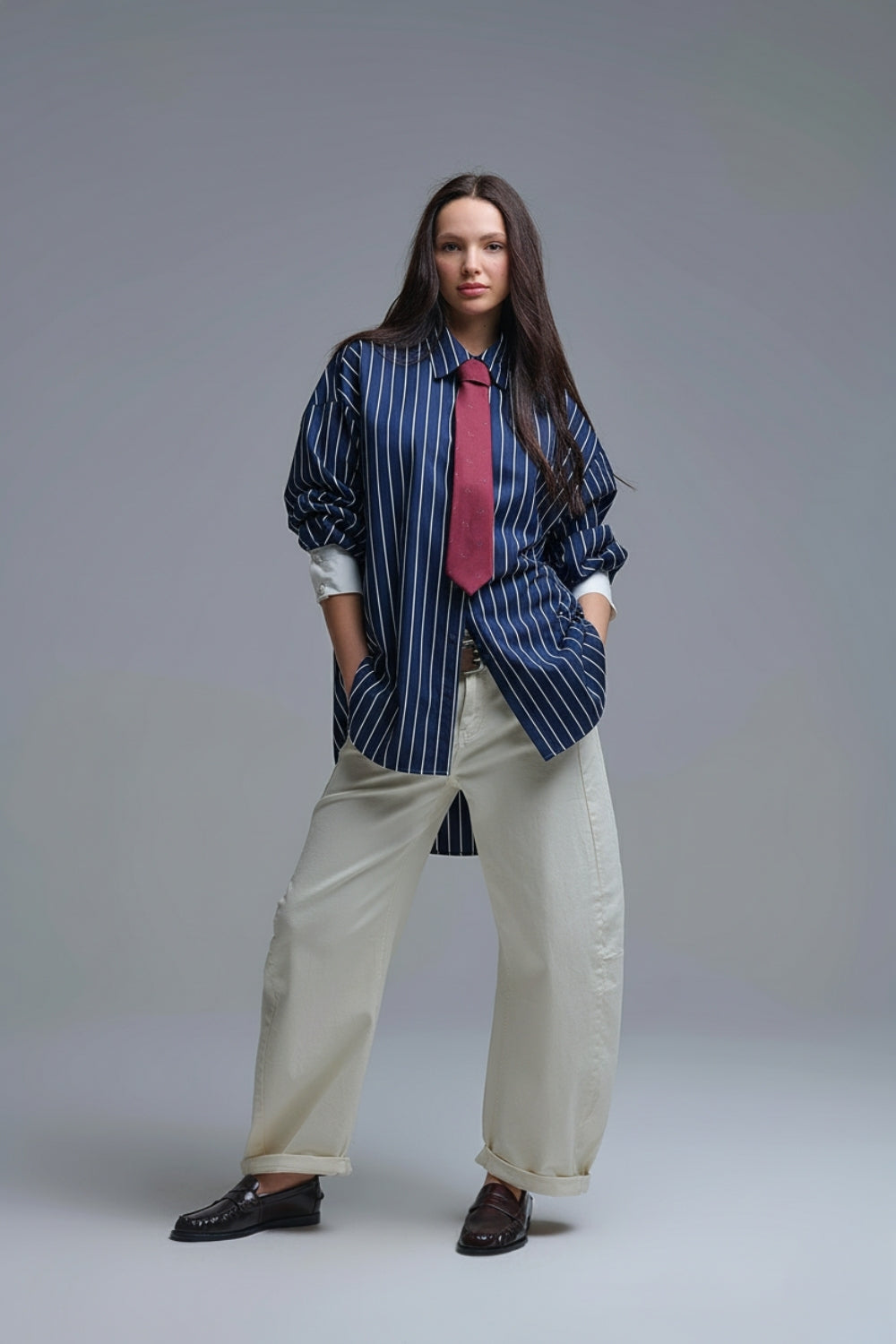 Chemise à col montant rayée bleu marine en popeline douce