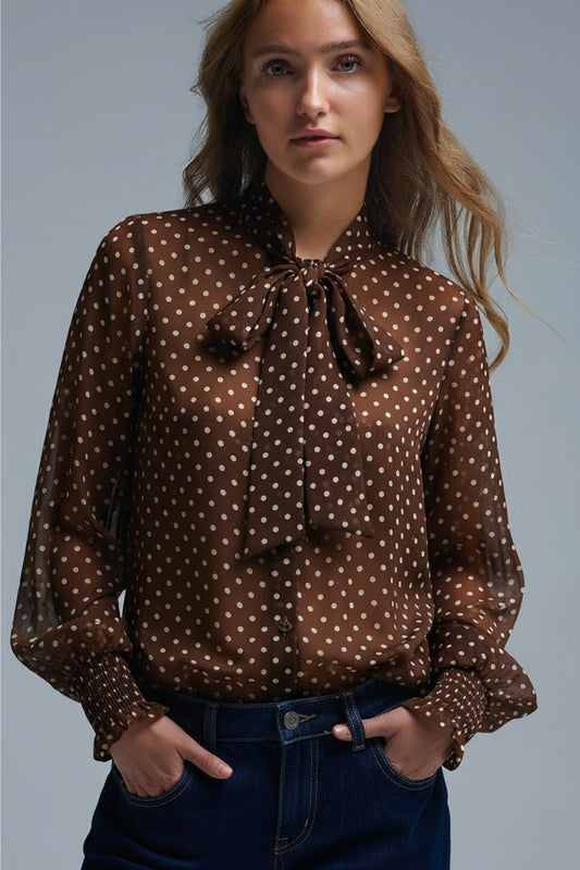 Chemise à pois marron avec détails en dentelle en mousseline de soie