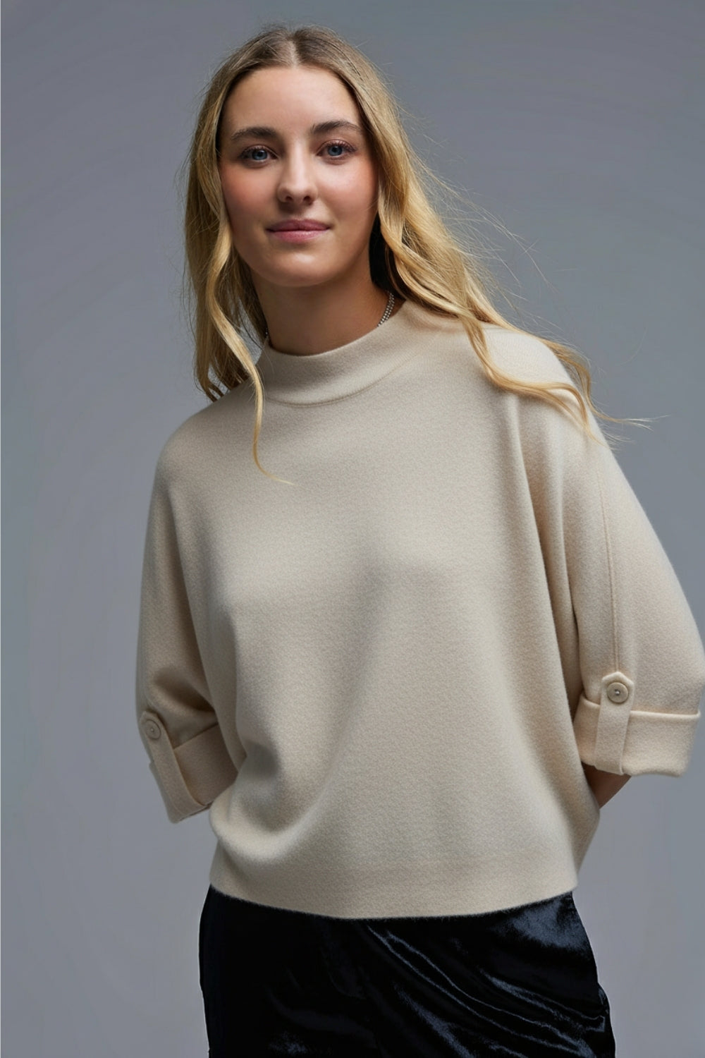 Pull en maille crème avec détails de boutons