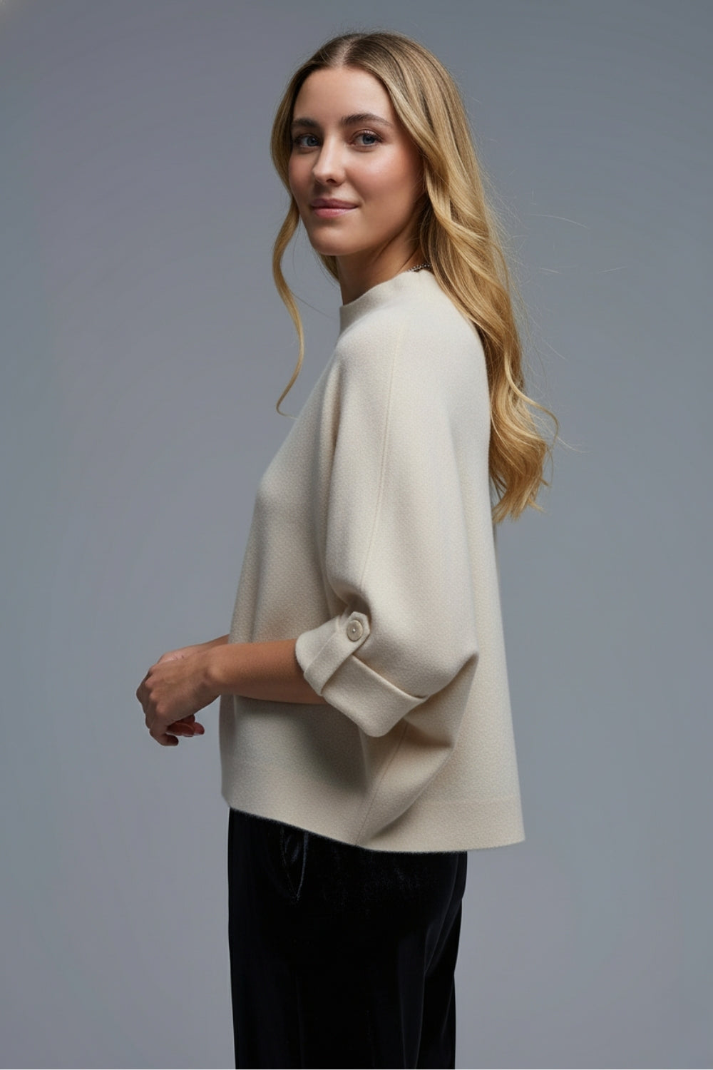 Pull en maille crème avec détails de boutons