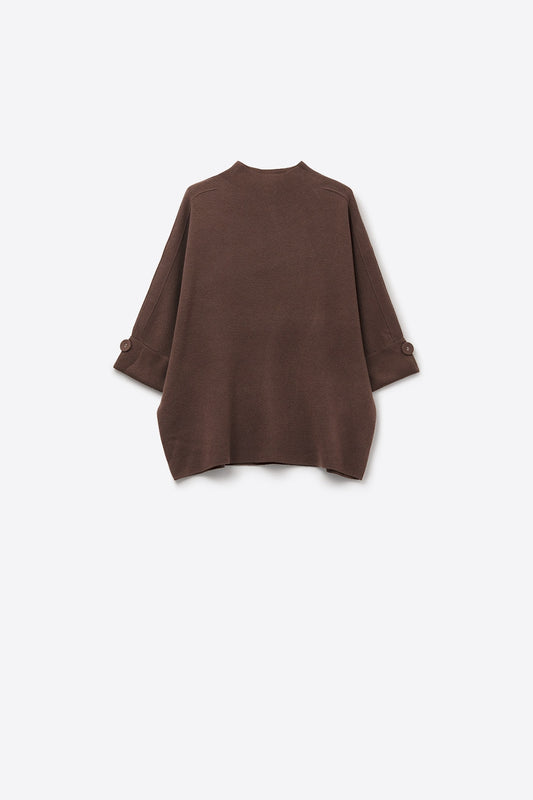 Pull en tricot marron avec détails de boutons