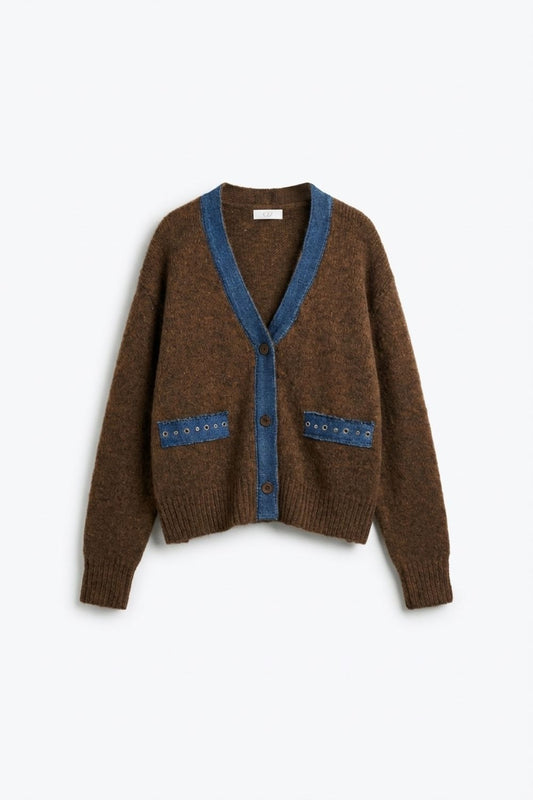 Cardigan marron avec détails en tissu denim