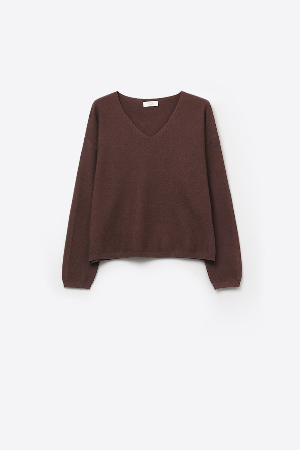 Pull à col en V en maille fine marron avec texture linéaire subtile