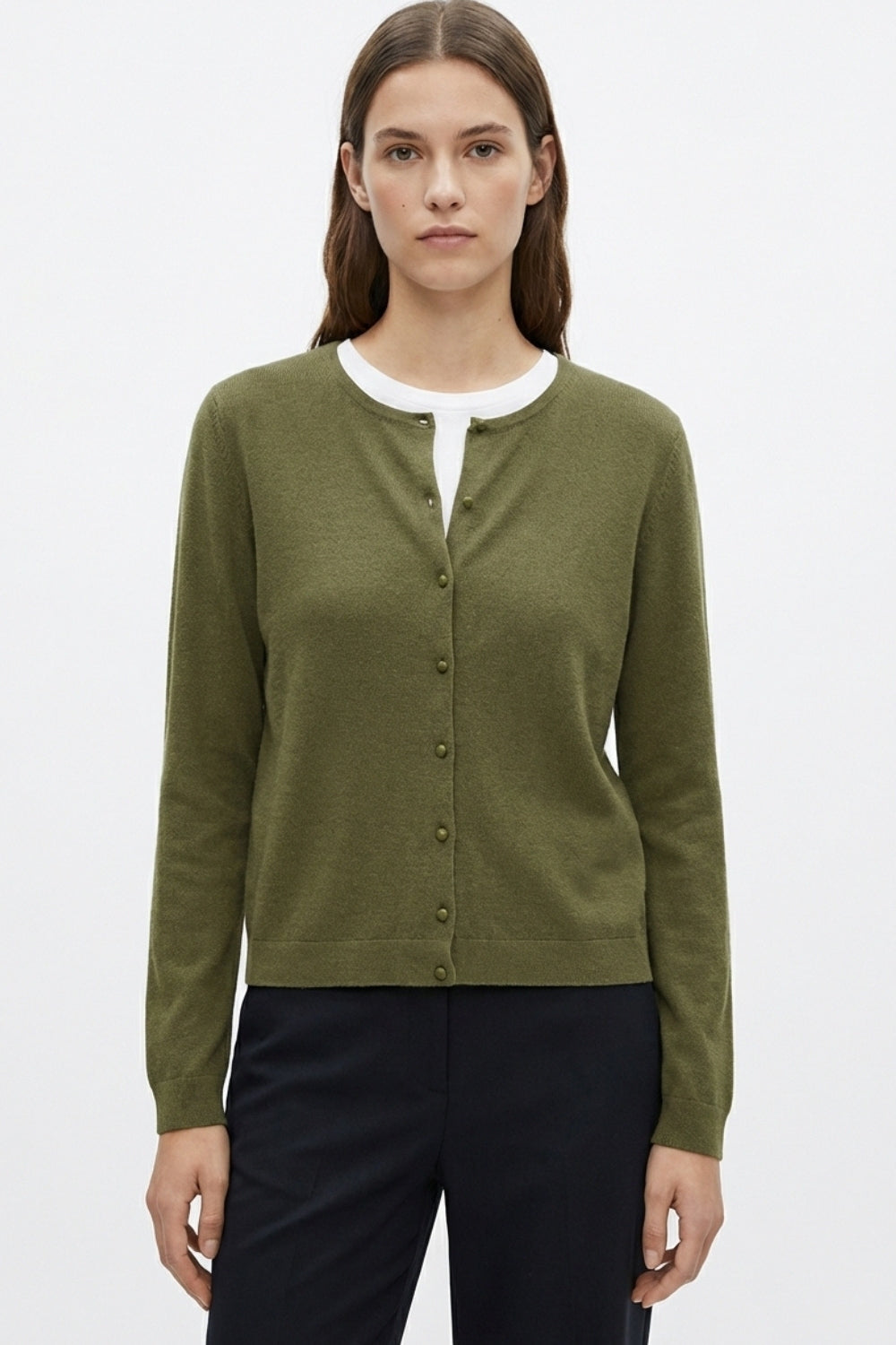 Cardigan en tricot côtelé kaki avec boutons en nacre