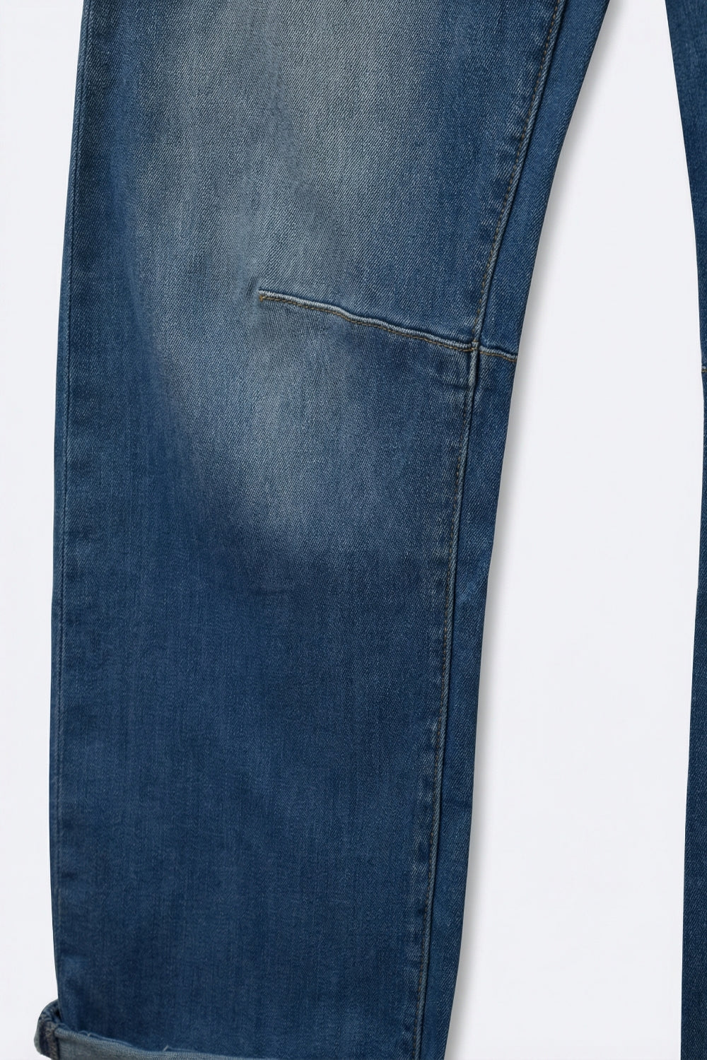 Jean droit en denim à mi-lavage avec revers roulés