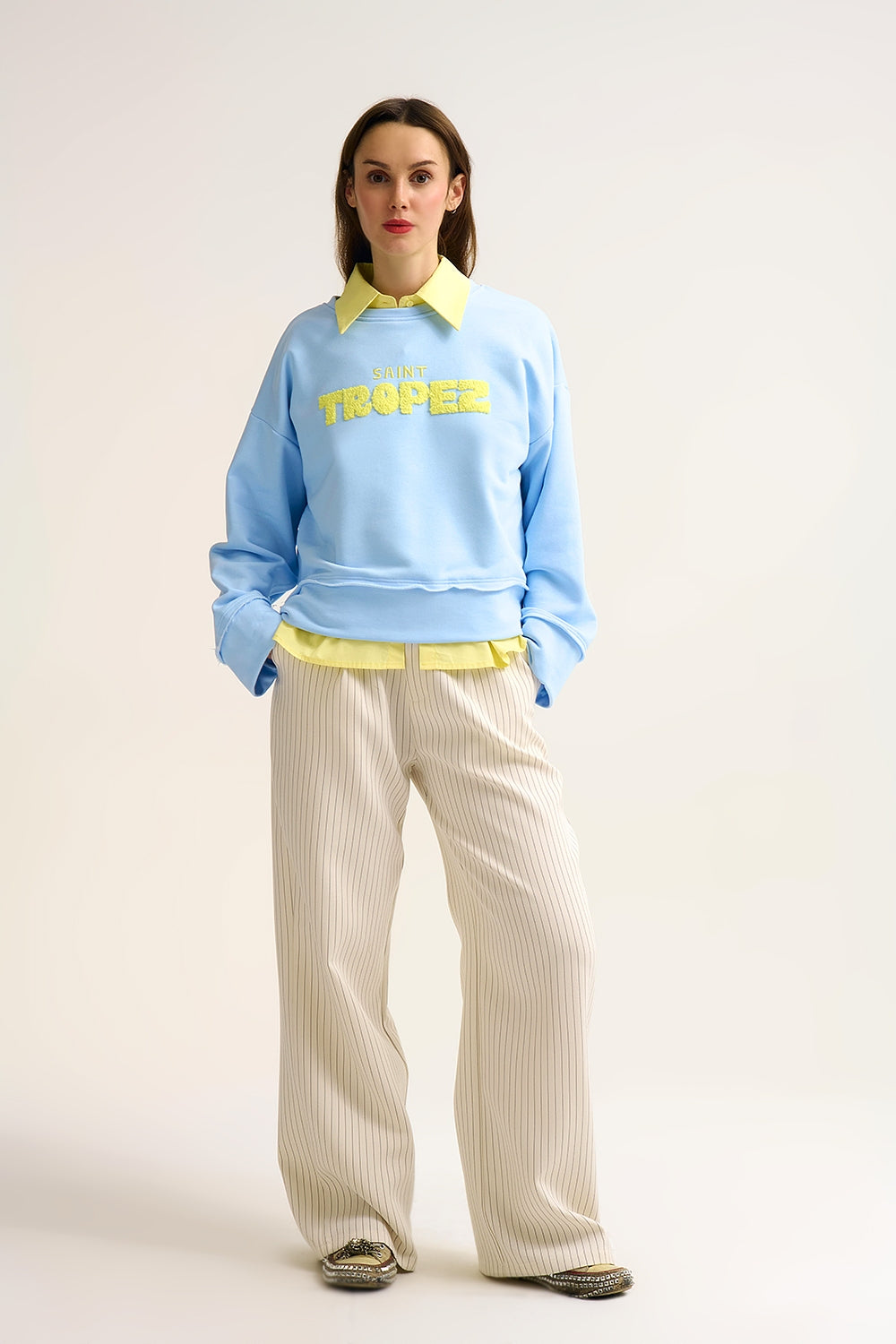 Sweat-shirt bleu bébé brodé Saint-Tropez