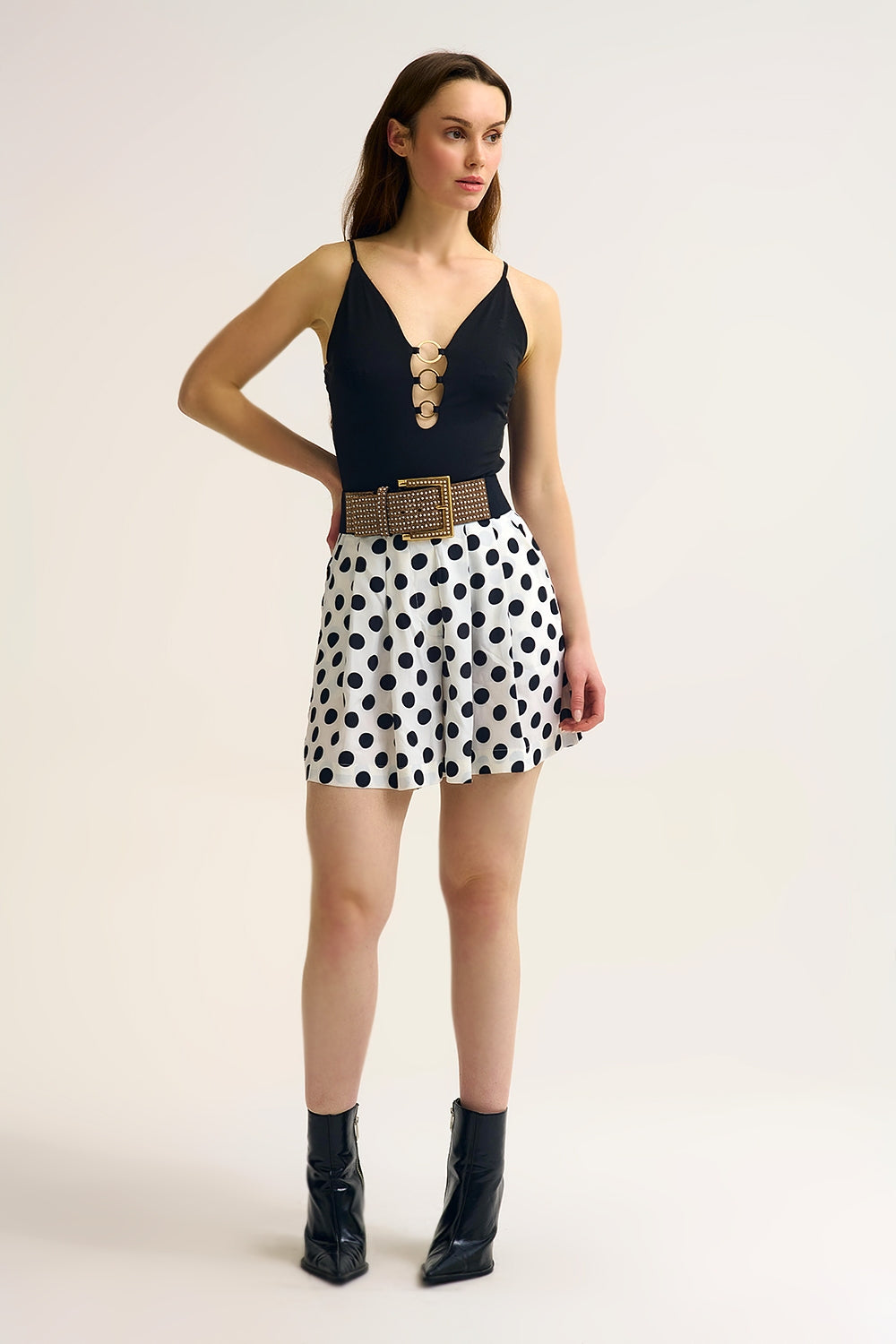 Body à col en V en tissu élastique avec anneaux en or noir