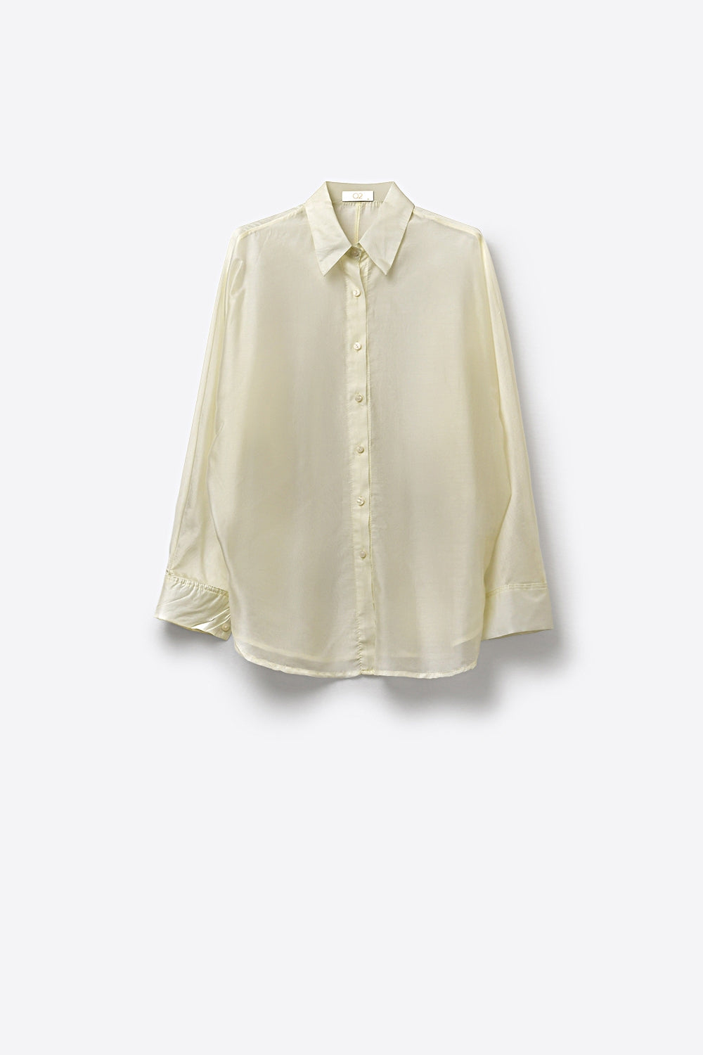 Chemise en satin brillant à coupe décontractée de couleur blanche
