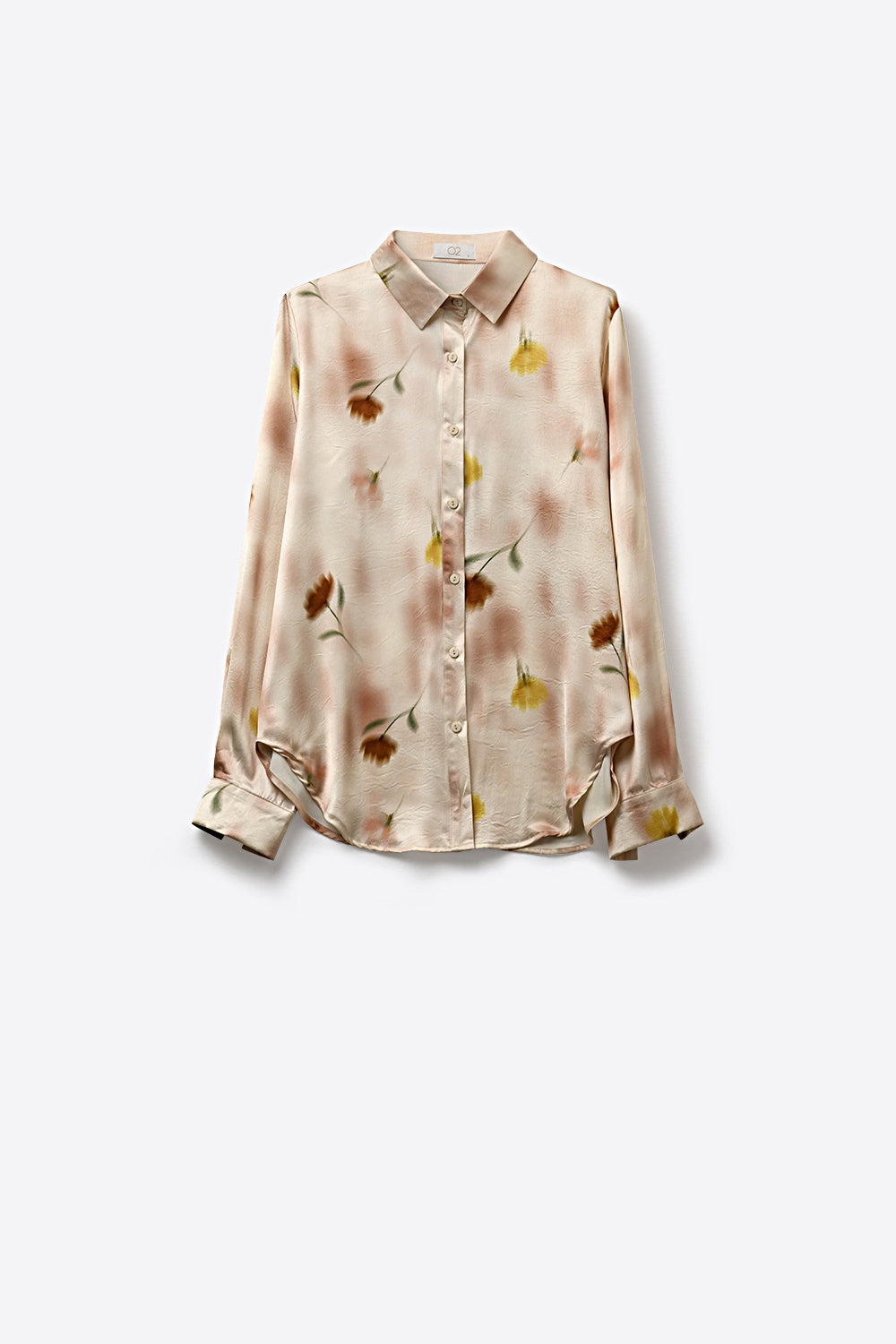 Chemise en satin beige à fleurs avec boutons