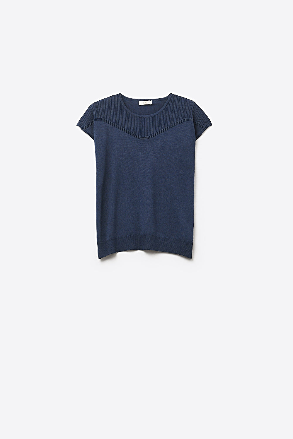 Pull en maille marine avec détail côtelé et manches courtes